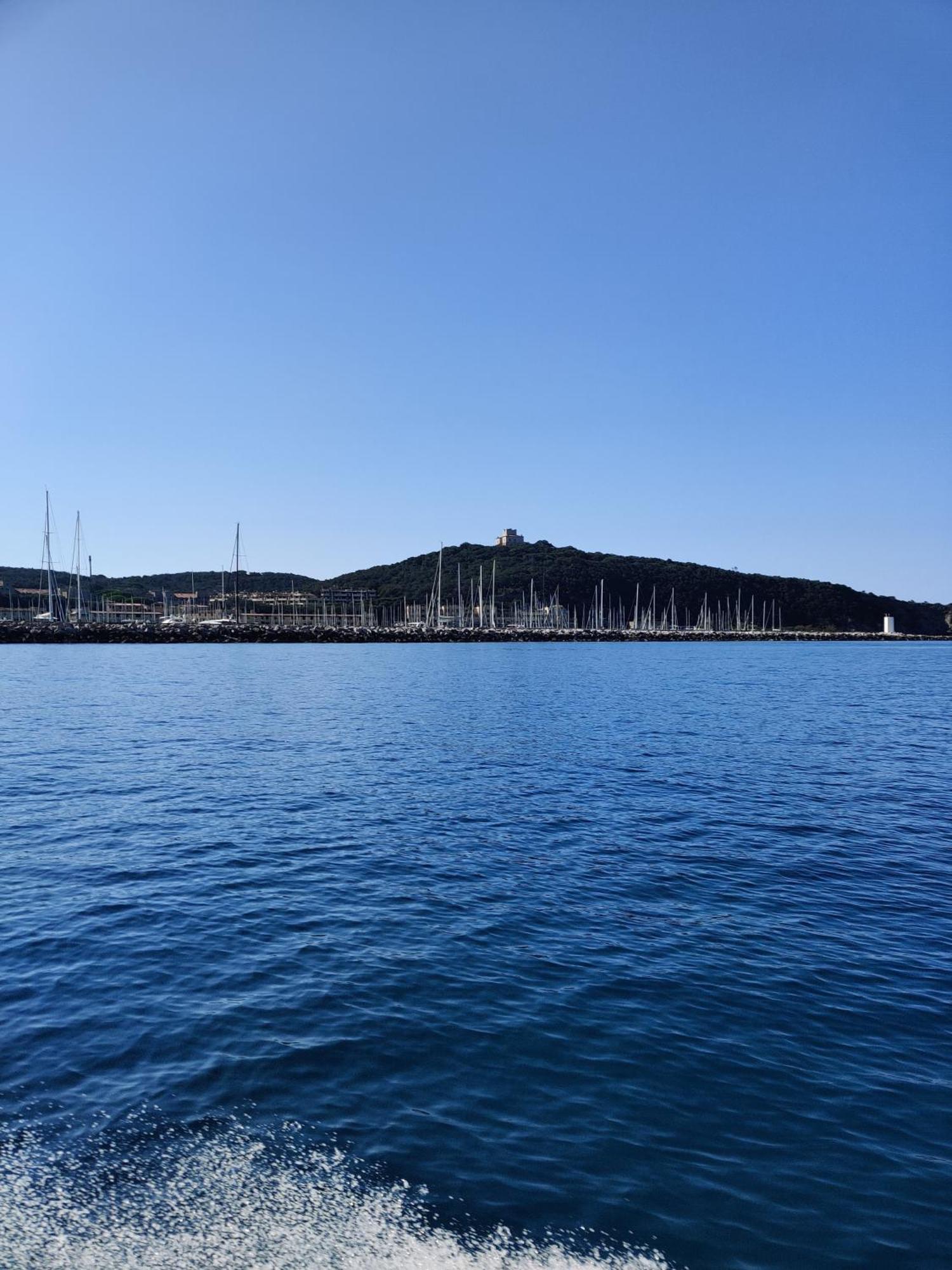 Holiday Homes Marina Apartments Punta Ala Exterior photo